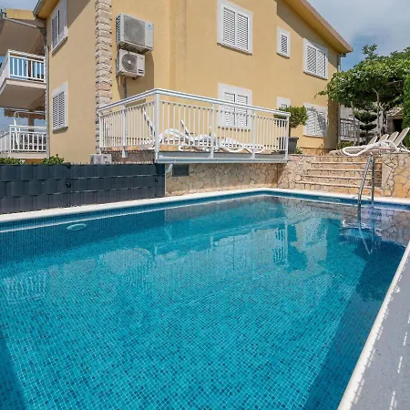 Modern In With Sea Nearby Appartamento
