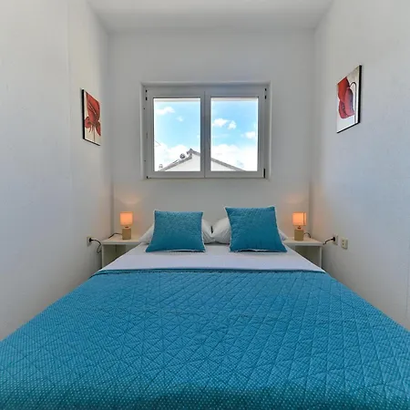 Modern In With Sea Nearby Appartamento
