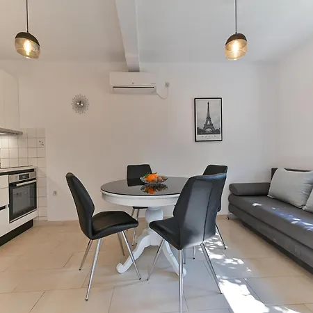Appartamento Modern In With Sea Nearby